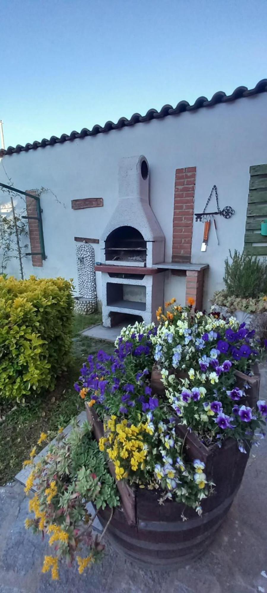 Casa Appartamento Vacanze La Fermata Delle Rondini Castello di Annone Exteriör bild