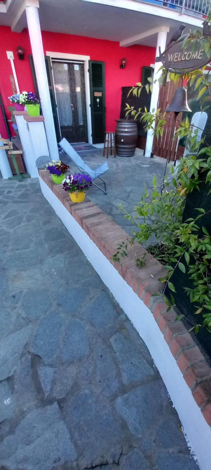 Casa Appartamento Vacanze La Fermata Delle Rondini Castello di Annone Exteriör bild