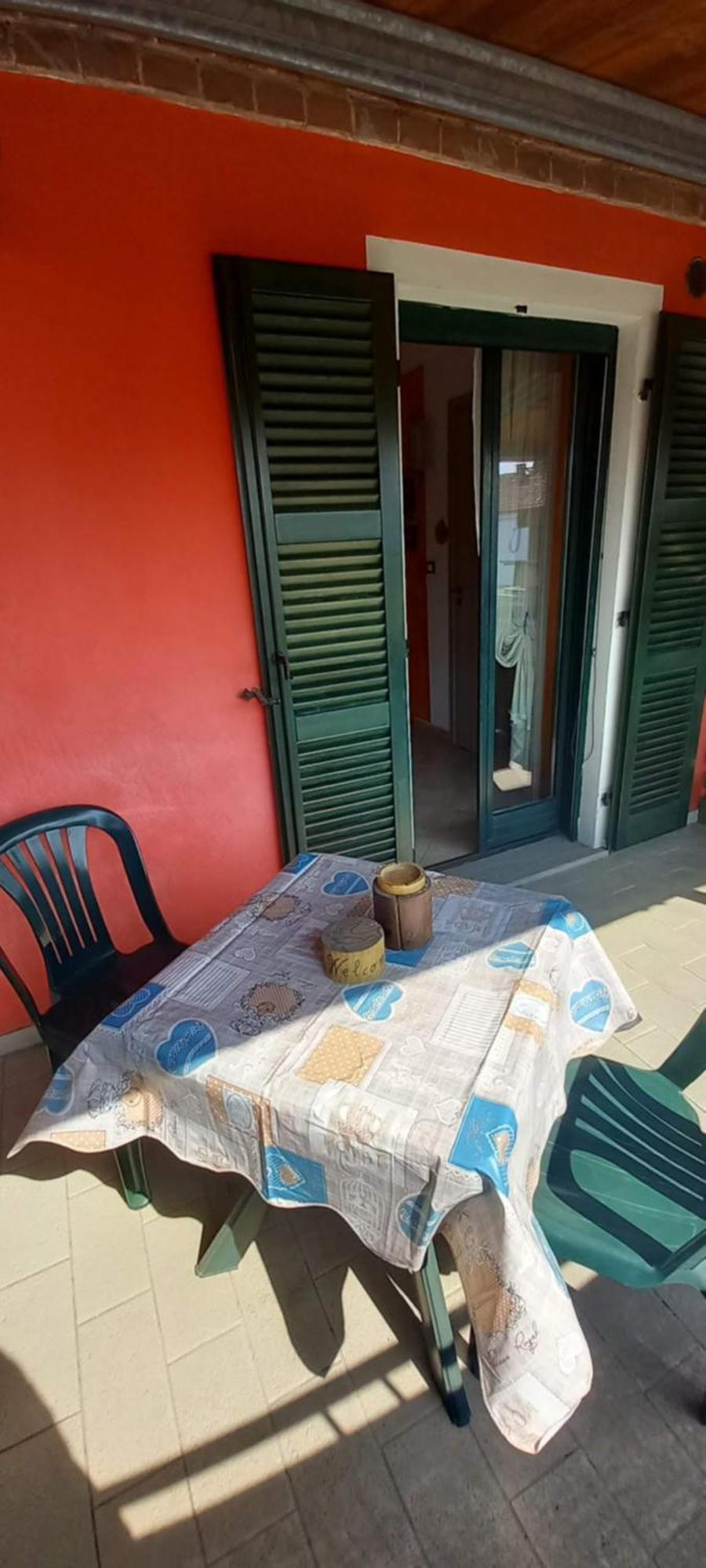 Casa Appartamento Vacanze La Fermata Delle Rondini Castello di Annone Exteriör bild