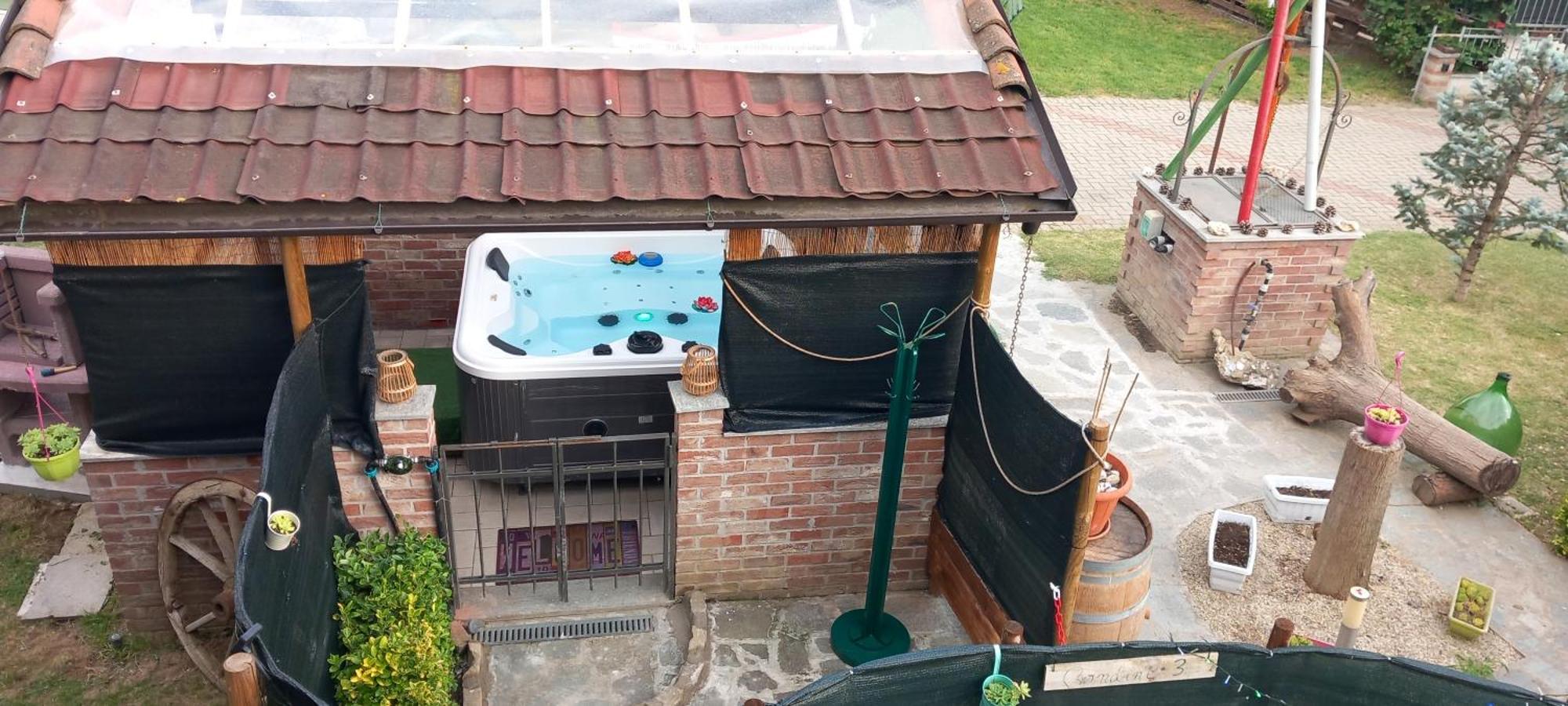 Casa Appartamento Vacanze La Fermata Delle Rondini Castello di Annone Exteriör bild