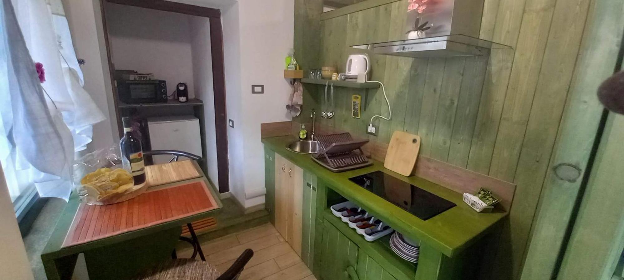 Casa Appartamento Vacanze La Fermata Delle Rondini Castello di Annone Exteriör bild