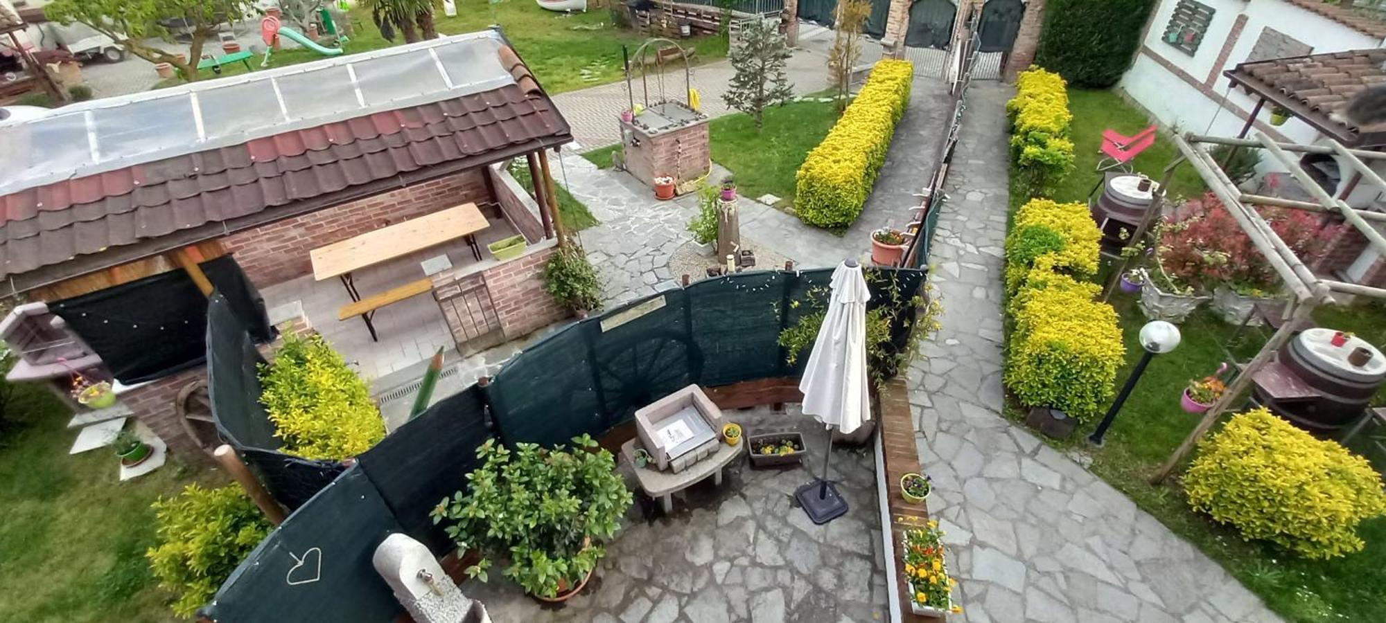 Casa Appartamento Vacanze La Fermata Delle Rondini Castello di Annone Exteriör bild